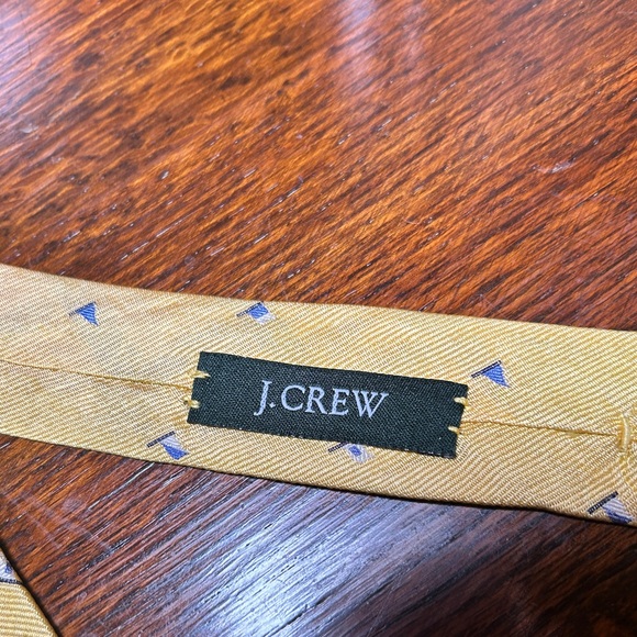 J. Crew Yellow Silk Necktie Made in Italy - Picture 7 of 8